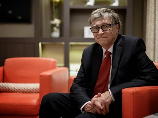 Największe tuzy filantropii, tacy jak Bill Gates, dzielą się swoimi majątkami za pośrednictwem własnych, często największych w USA fundacji