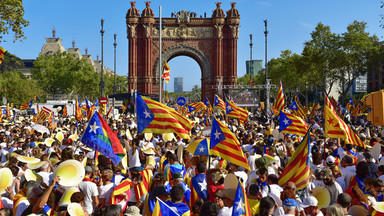 Madryt wysyła wojsko do Katalonii