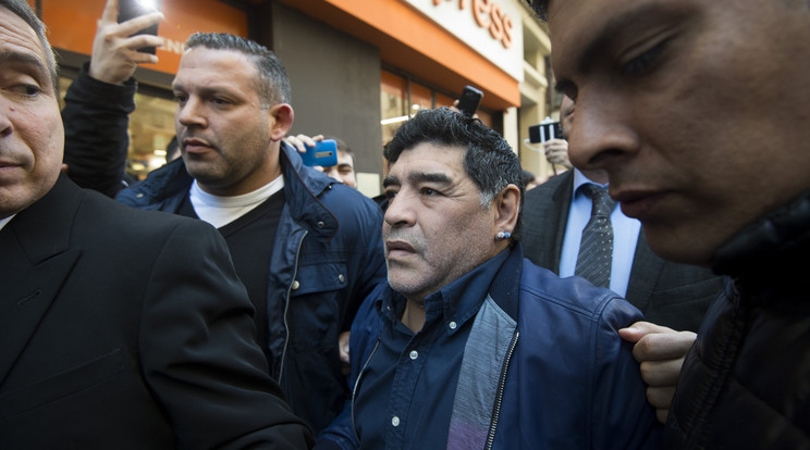 Vélhetően félreértés áldozata lett Maradona /Fotó: AFP