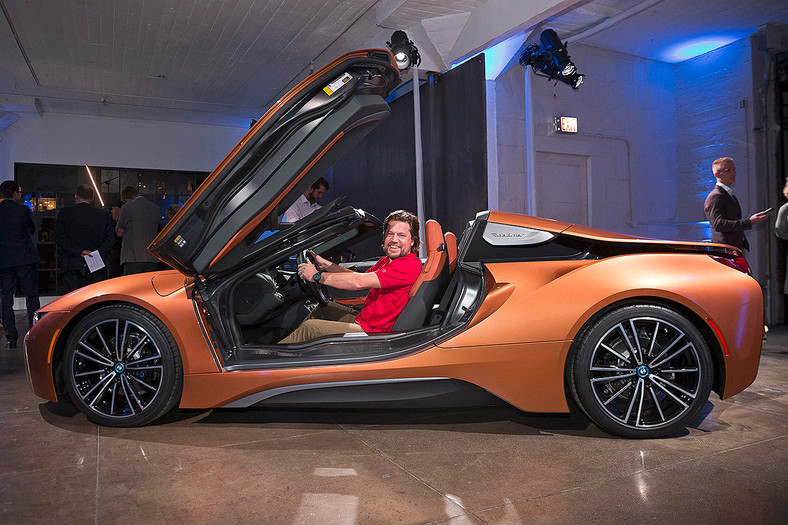 BMW i8 Roadster