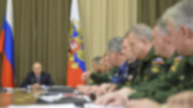Putin: przemysł zbrojeniowy musi zadbać o zastąpienie importu