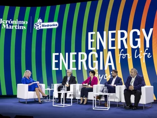 "Energia a środowisko - jak wydobyć pozytywną energię na każdym etapie łańcucha wartości?".
