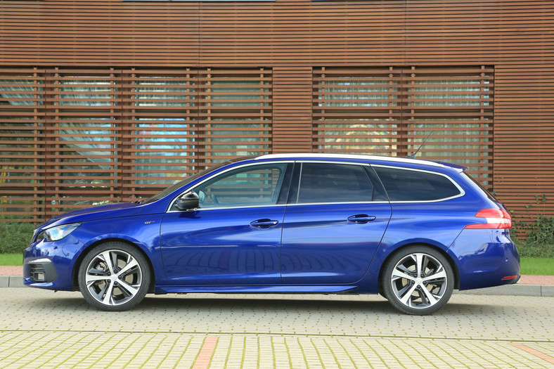 Peugeot 308 SW GT - niepozorne rodzinne kombi GT