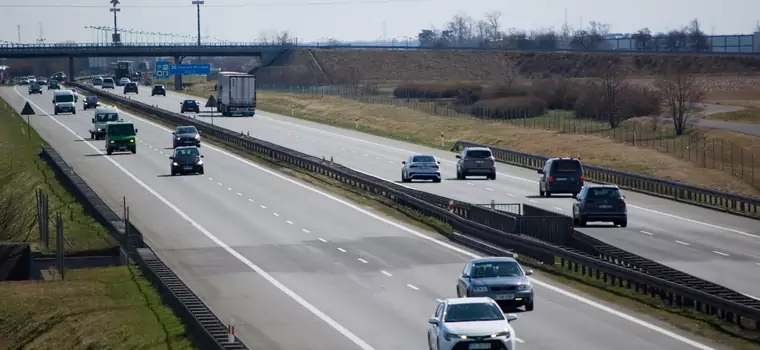 Wielkanoc na polskich drogach: zakazy ruchu dla ciężarówek i więcej kontroli