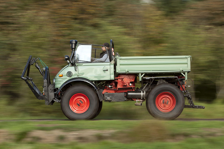 Unimog 406 - klasyk na ciężkie warunki