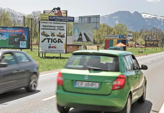 "Odsłaniamy Tatry" - "Tygodnik Podhalański" walczy z brzydkimi reklamami