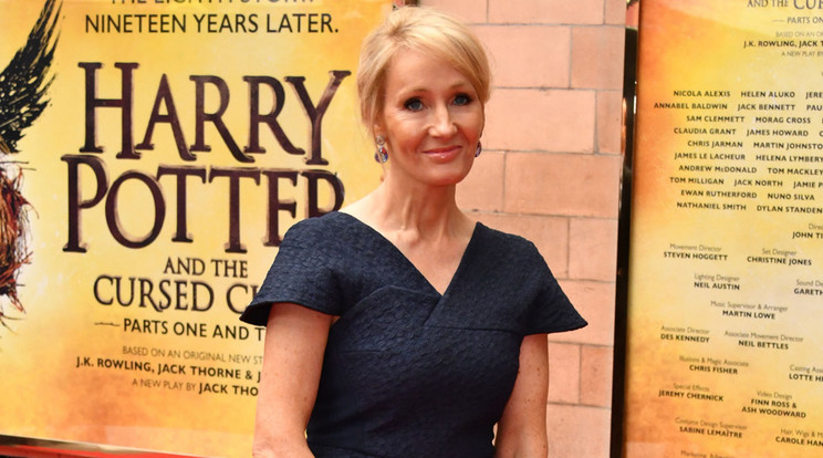 J. K. Rowling
rendkívül 
pompásan 
nézett ki /Fotó:PUZZLEPIX