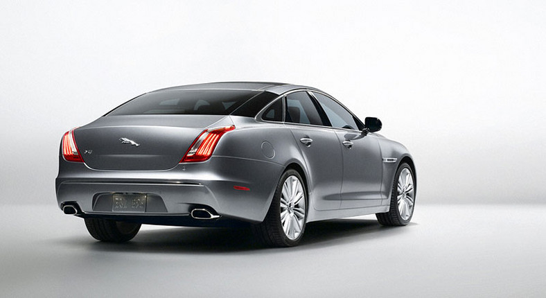 Jaguar XJ: zdjęcia, oficjalne informacje, dane techniczne (wideo)