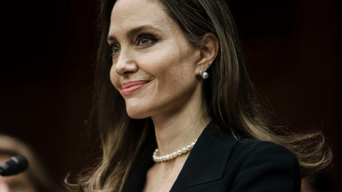 Angelina Jolie odwiedziła córkę na uczelni. "Jak zwyczajna mama"