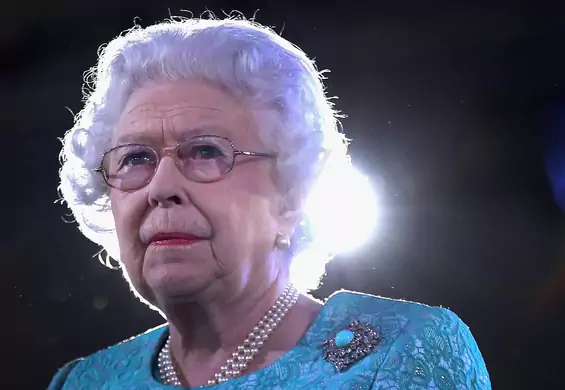 Królowa angielska i jej królewskie życie. Poznaj 8 specjalnych praw, które jej przysługują