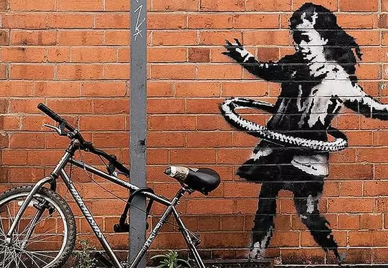 To jednak nie kradzież. Historia zaginięcia roweru z pracy Banksy'ego wyjaśniona