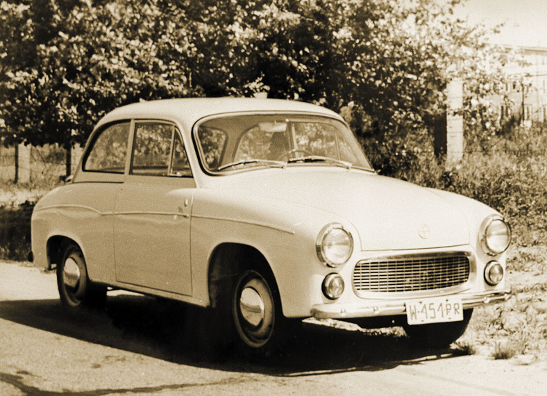 Syrena 104