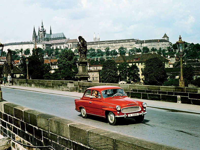 Škoda Octavia świętuje 50. urodziny