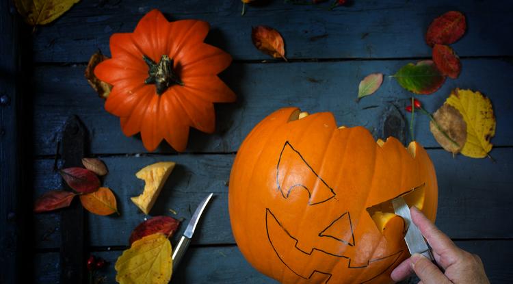 A halloweeni tökfaragás rejtelmei lépésről lépésre - Videó