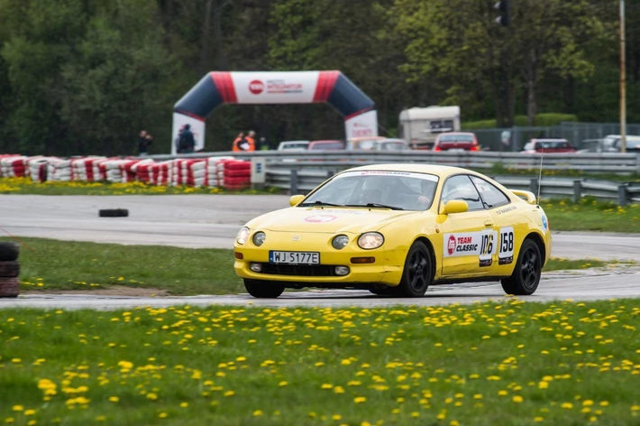 Toyota Celica w czasie Clasic Auto Cup