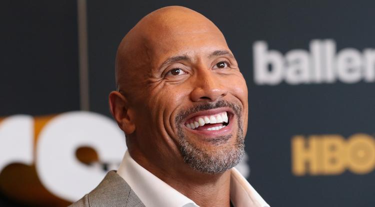 Ráncok helyett sárm - Így nézett ki Dwayne Johnson 22 évesen