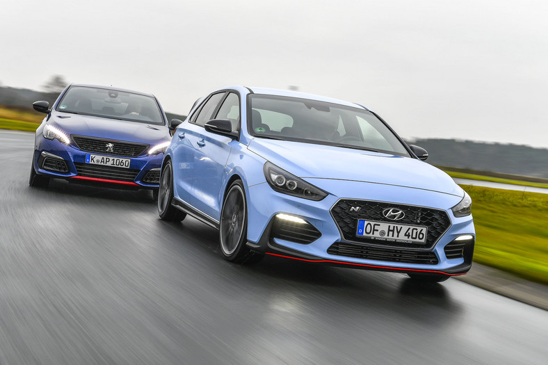 Hyundai i30 N kontra Peugeot 308 GTI - takie powinno być GTI