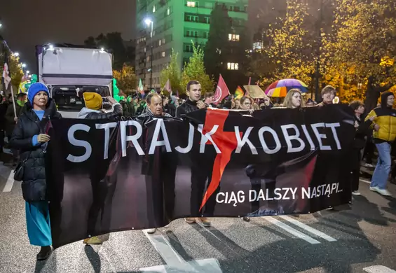 Polacy a aborcja. Przeciwnicy (głównie mężczyźni) są coraz bardziej radykalni