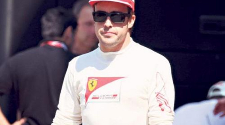 Alonso nyeri a fizetési versenyt