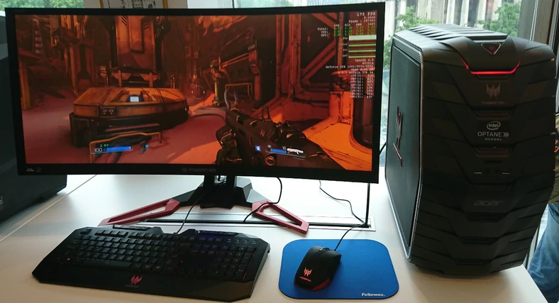 Komputer dla graczy Acer Predator z pamięcią Optane (kliknij, żeby powiększyć)