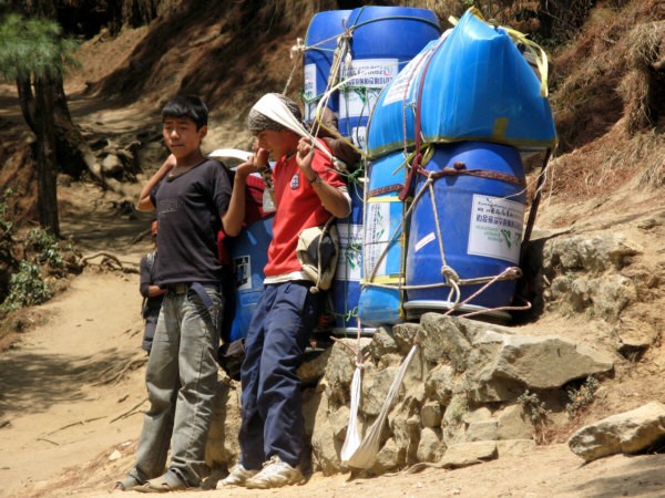 Szerpowie, życie z widokiem na Everest