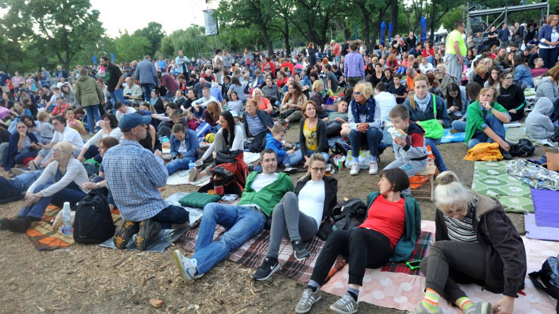 Kulturo, eve me! Druga strana koncerta BG filharmonije pokazuje kakvi smo zaista