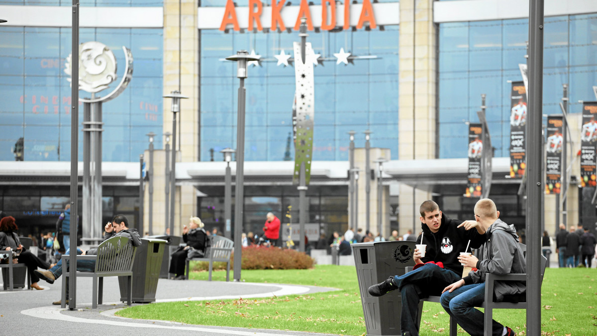 Centrum handlowe Arkadia zostanie przebudowane. Zakończenie prac jest zaplanowane na sierpień 2014 roku.