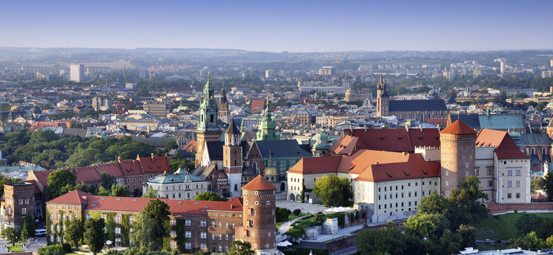 Kraków "czarną plamą" na covidowej mapie. "Pandemia nie wpływa na funkcjonowanie miasta"