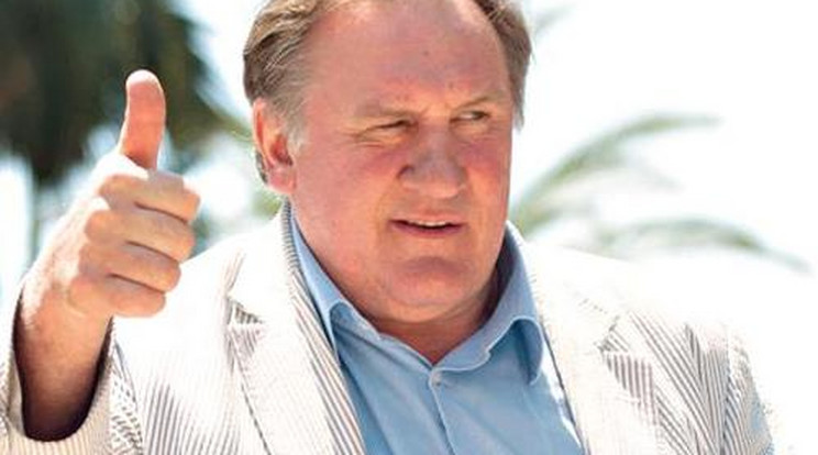 Depardieu jelmezt próbált
