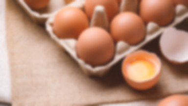 Jak sprawdzić, czy jajko, które kupiliśmy, nadaje się do jedzenia?
