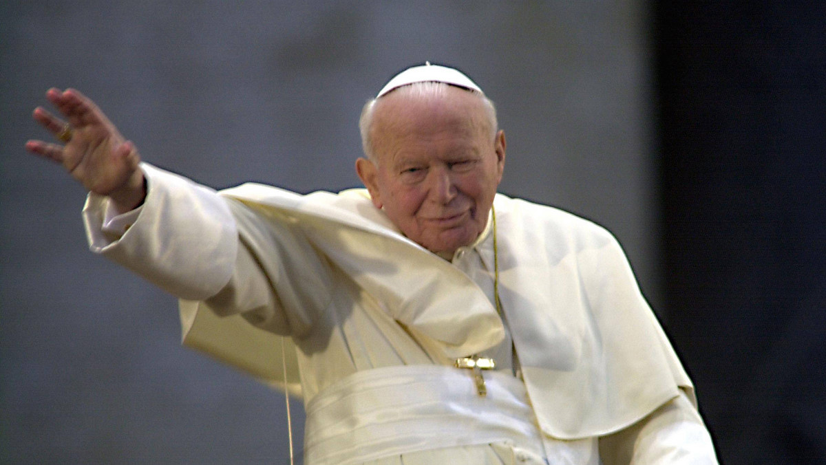 Papież Jan Paweł II na zdjęciu z 2003 r.