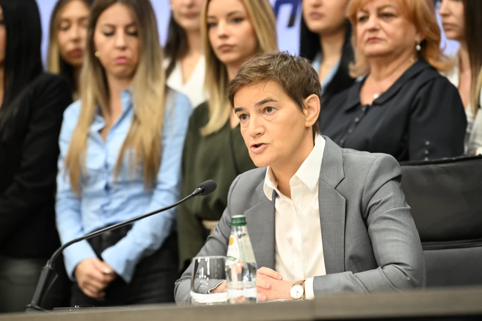Ana Brnabić, konferencija za novinare, SNS