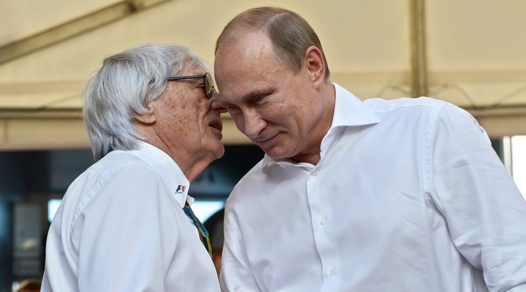 Bernard Ecclestone, a Forma–1 irányítója (balra) szeret üzletelni az orosz elnökkel, Vlagyimir Putyinnal /Fotó: AFP
