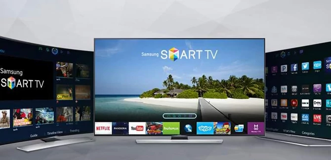 Pełną funkcjonalność telewizor Smart TV uzyskuje dopiero po podłączeniu go do sieci lokalnej i internetu.