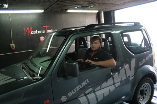 Suzuki Jimny 1.3 JLX - Duża zabawka