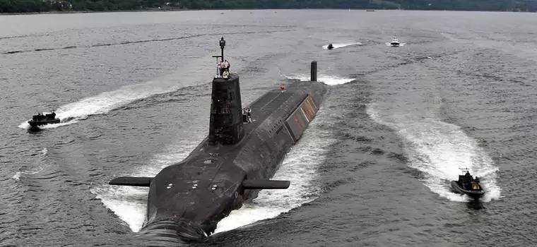 Atomowy okręt podwodny naprawiony metodą "na klej". Skandal w Royal Navy