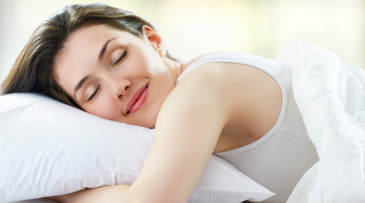 Ha többet alszunk, könnyebbben fogyhatunk /Fotó: Shutterstock