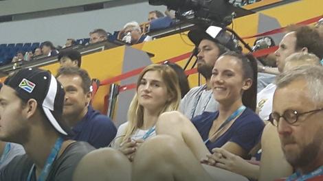 Amela Terzić i atletičarke bodrile su vaterpoliste