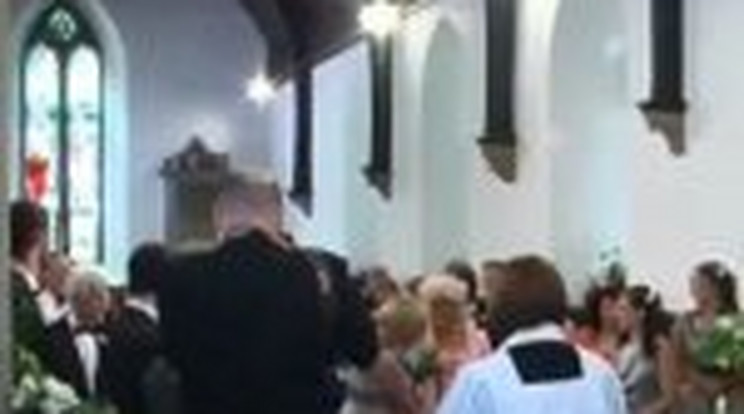 Kártérítést kell fizetni a világ legrosszabb esküvői videójáért