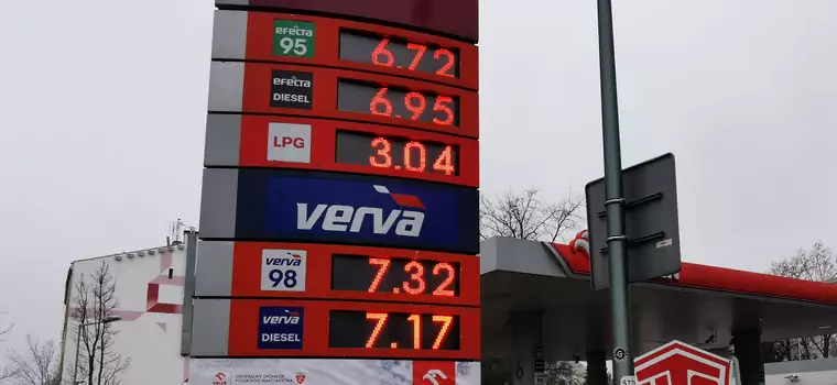 Benzyna po 5,19 zł/litr? Premier mówi o decyzjach w sprawie cen paliw