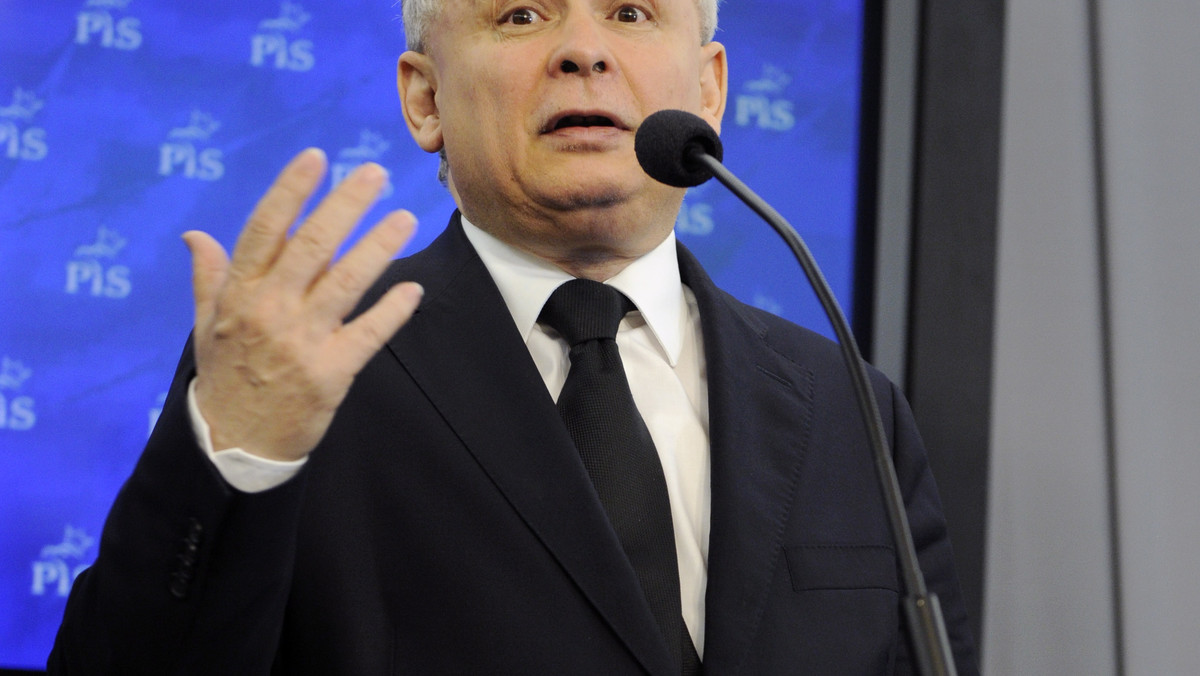 - To jest ogromne ułatwienia jeśli chodzi o "dilerkę", to przedwyborczy ukłon PO wobec pewnych środowisk - mówił prezes PiS Jarosław Kaczyński o nowelizacji ustawy o przeciwdziałaniu narkomanii.