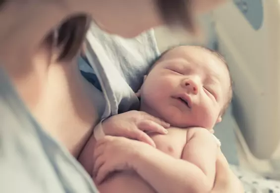 Edukatorka pokazała, co dzieje się z miednicą podczas porodu. Wideo ma 13 mln wyświetleń