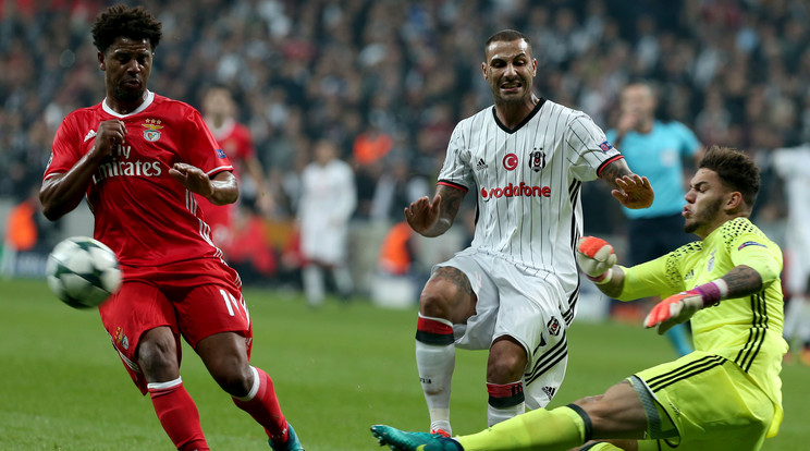 Fordulatos, hatgólos meccsen játszott döntetlent a Besiktas a Benficával /Fotó: AFP