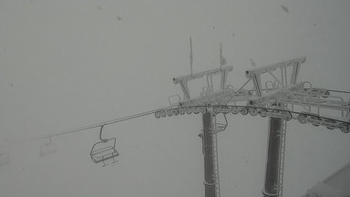 Halny szaleje w Tatrach. Zatrzymano niektóre wyciągi narciarskie