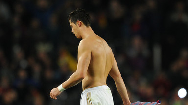Ronaldo bez koszulki, za to z kontuzją