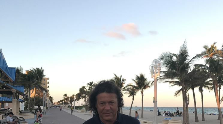 A zenész a floridai tengerpartra is ellátogatott
