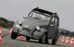 Citroen 2CV: cztery koła pod parasolką