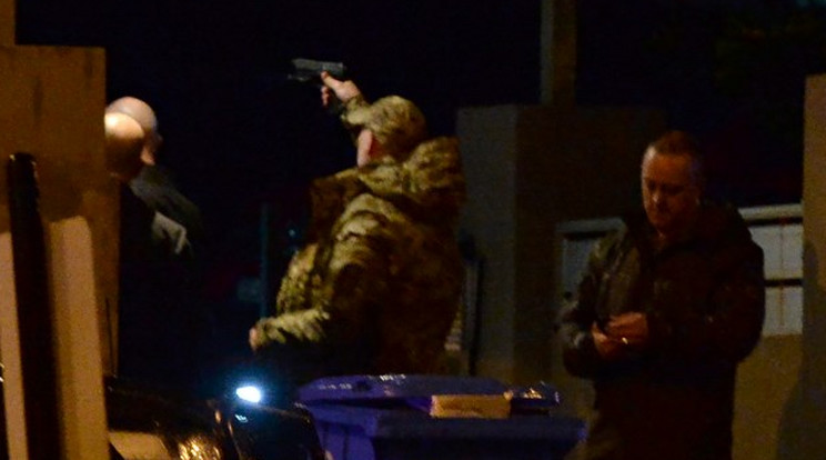Éjszaka végeztek a fegyveressel a rendőrök /Fotó:AFP