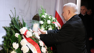 Jarosław Kaczyński mówi o "zamachu" w Smoleńsku. "Był to jeden z jego powodów" [RELACJA NA ŻYWO]