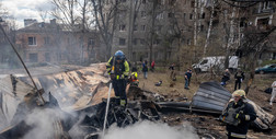 Charków pod ostrzałem. Rosja chce zmusić mieszkańców do opuszczenia miasta
